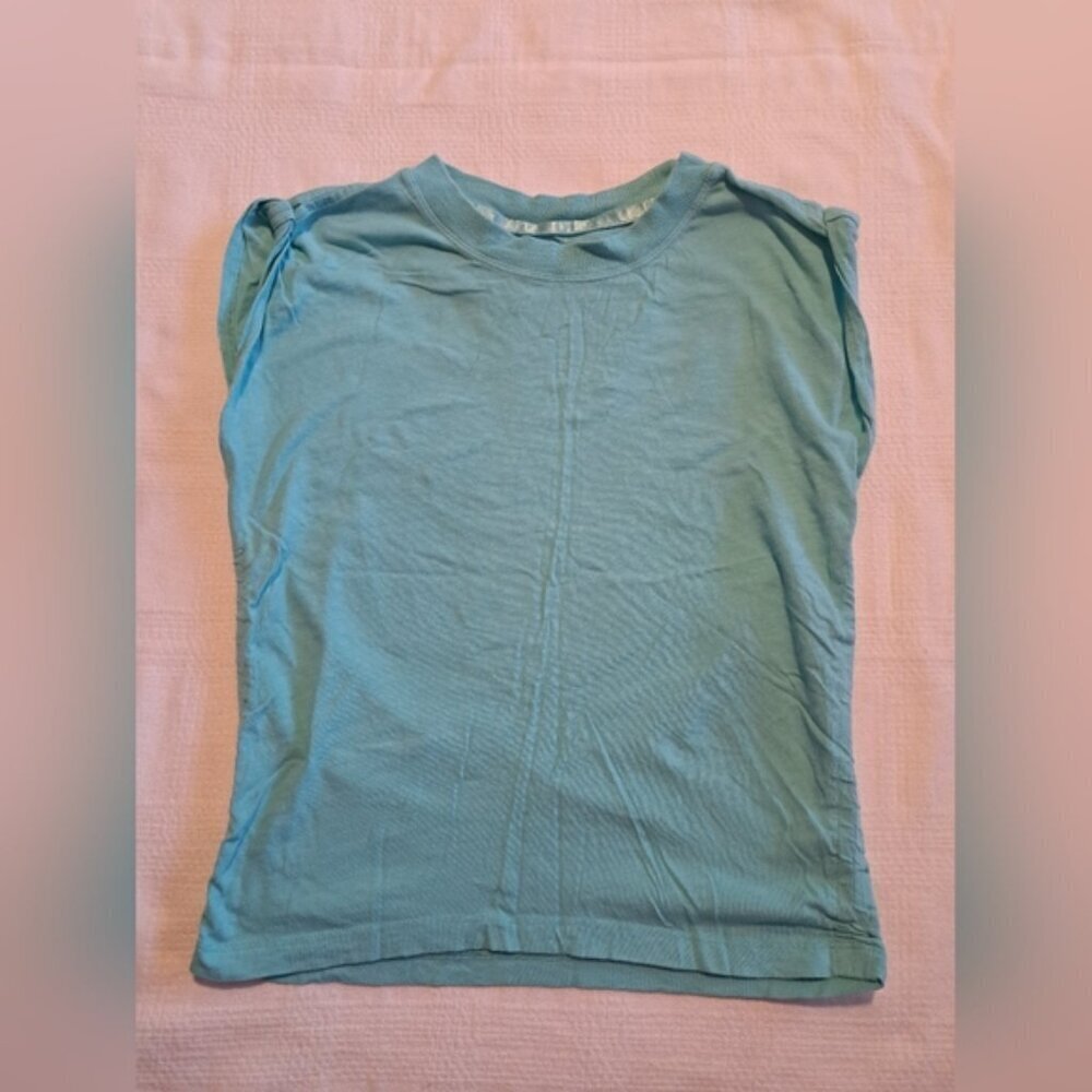 Athleta Girl girls size Large teal short sleeved shirt VGUC